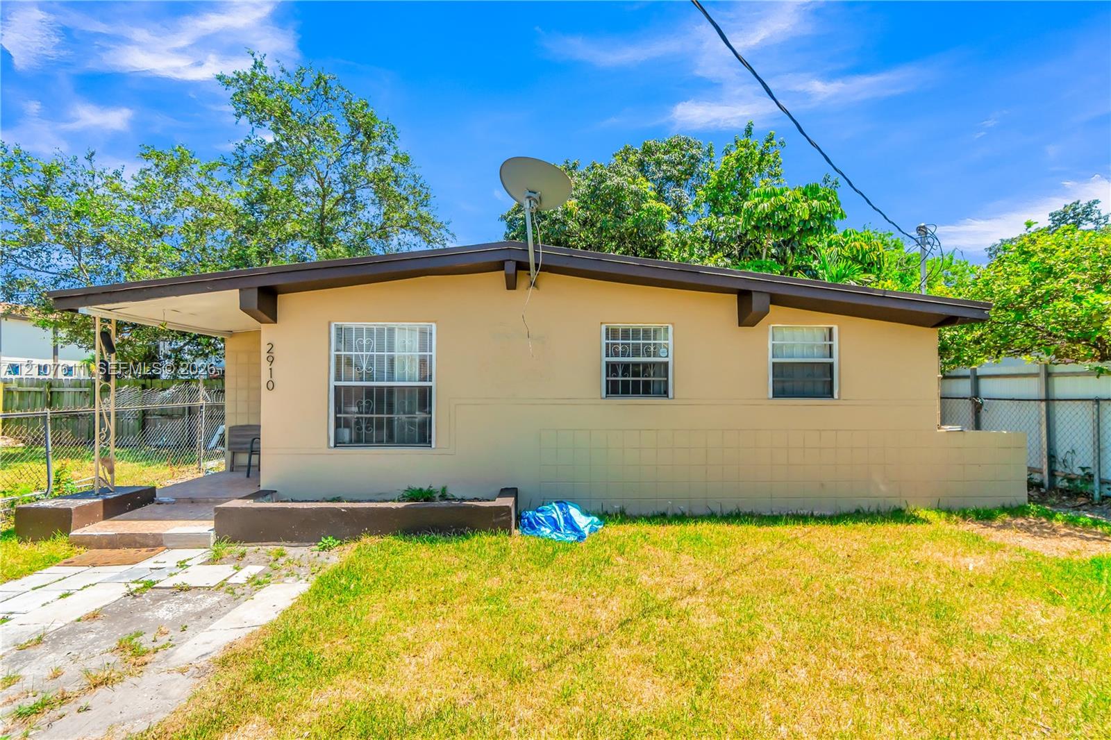 2910 NW 47th Street Property Photo 1