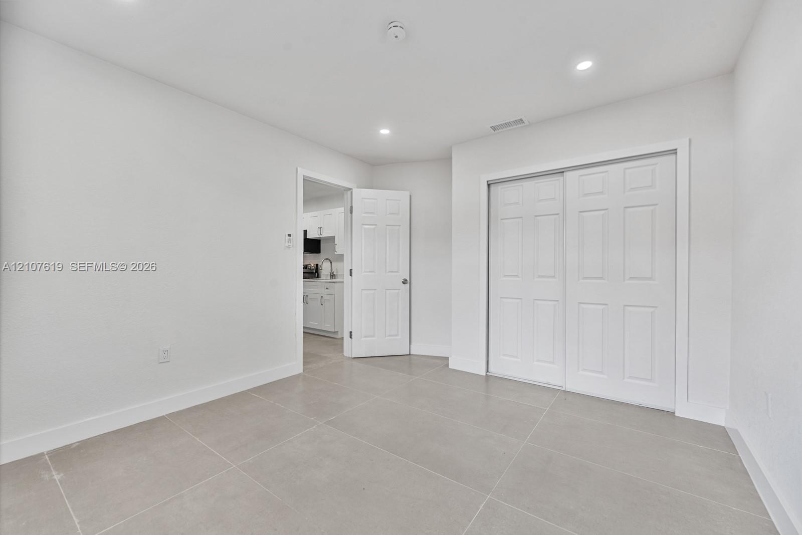 1849 Nw 16th Street B Property Photo 8