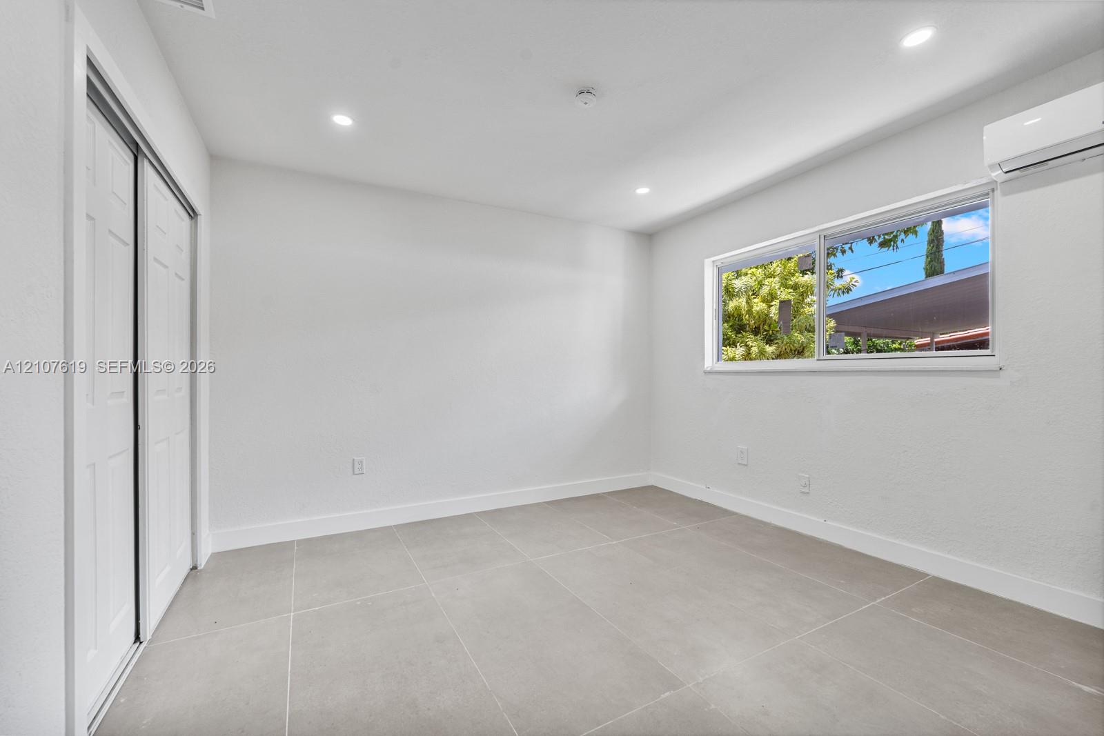 1849 Nw 16th Street B Property Photo 9