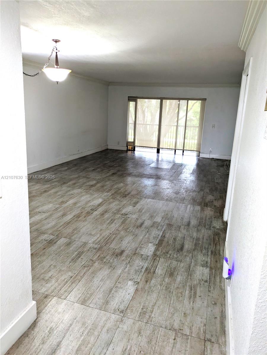 412 Lakeview Drive 203 Property Photo 29