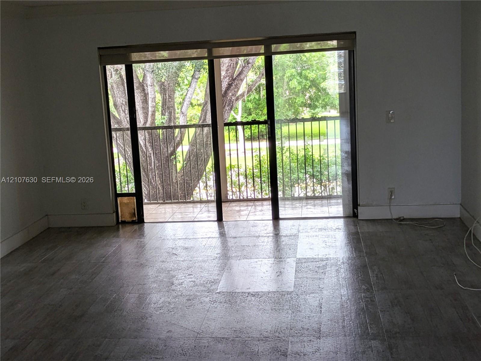 412 Lakeview Drive 203 Property Photo 30