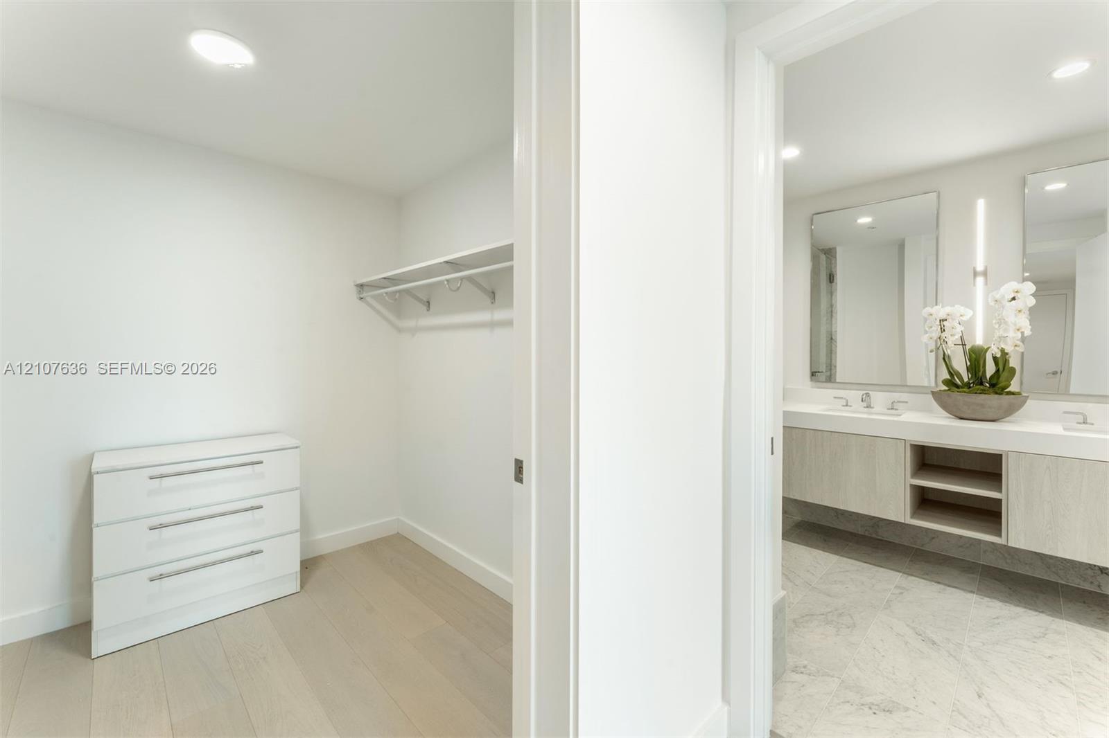 9201 E Bay Harbor Drive 501 Property Photo 22