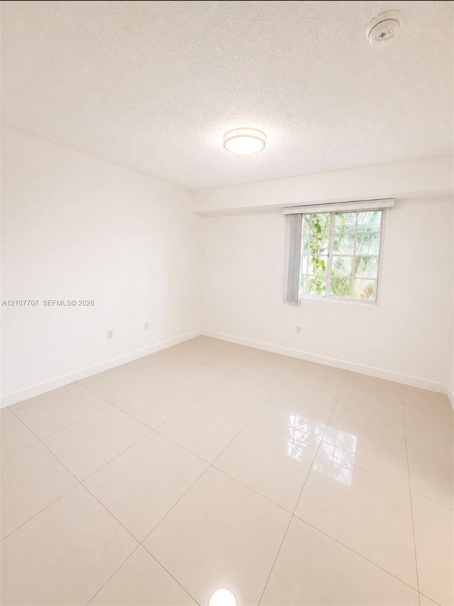 2941 Ne 185th Street 1311 Property Photo 14