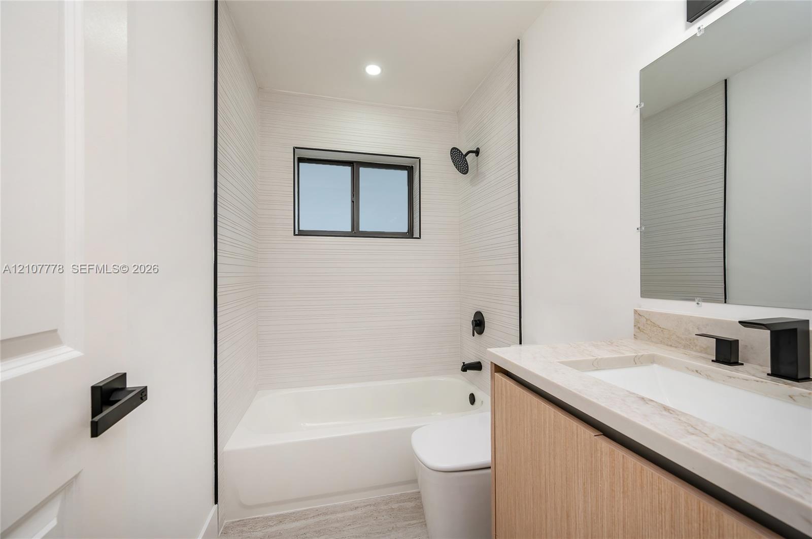 9261 Sw 11th Street Property Photo 14