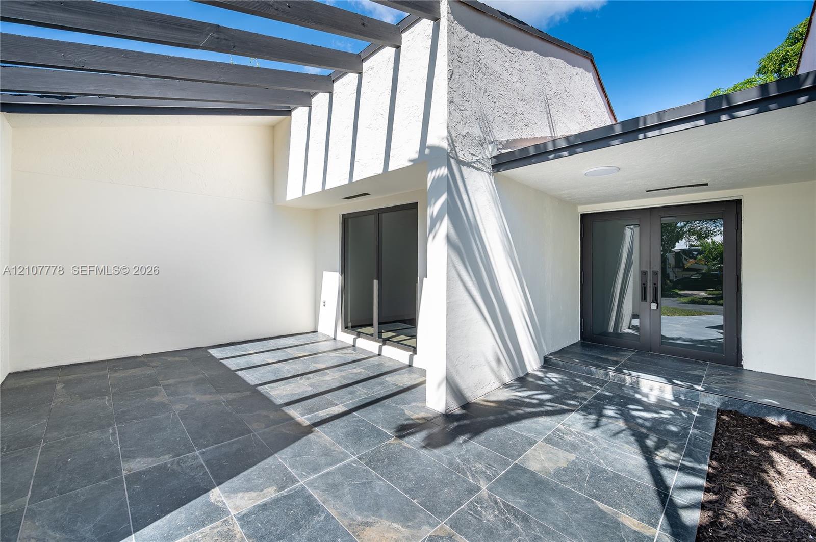 9261 Sw 11th Street Property Photo 18
