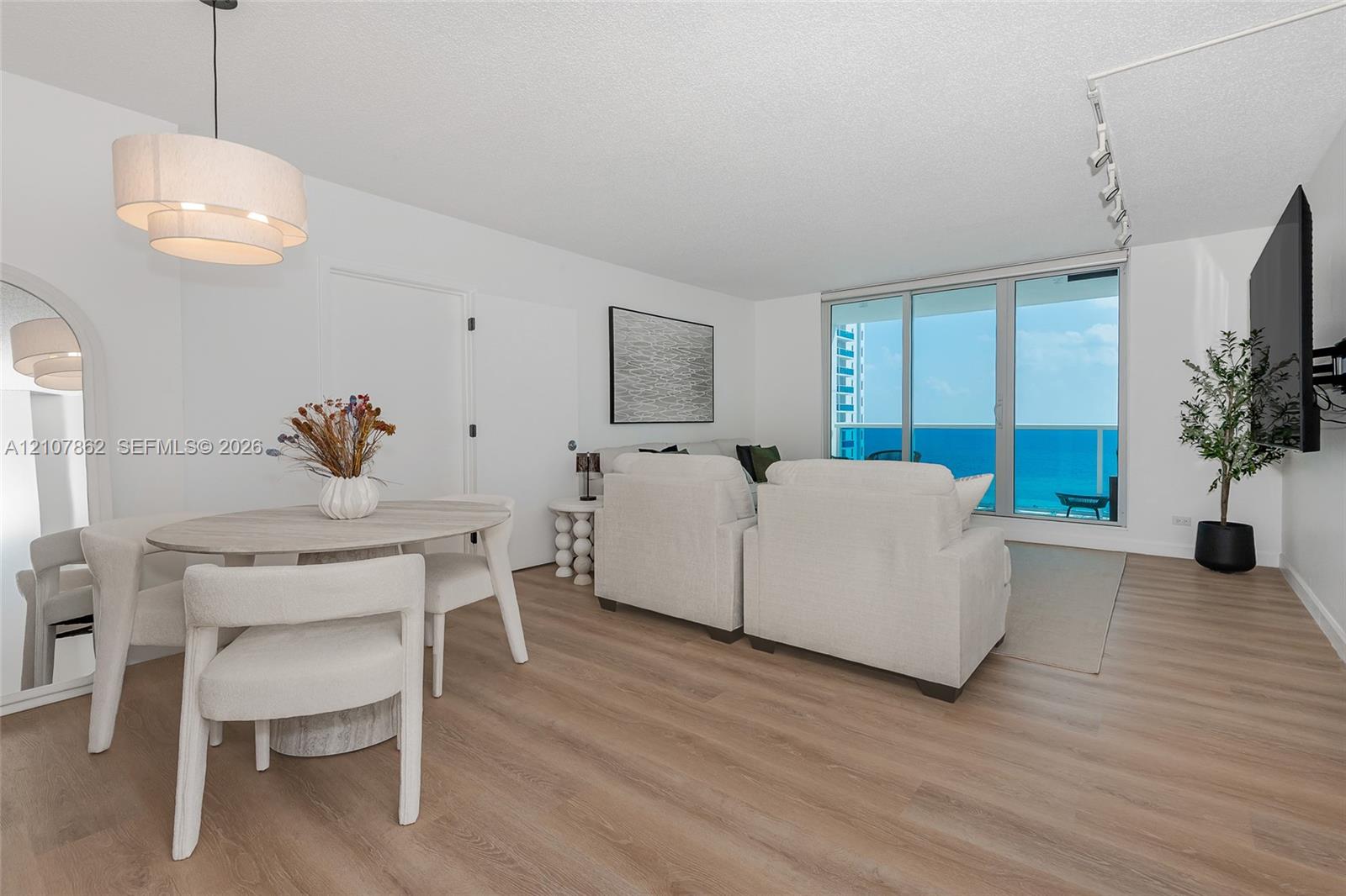 A12107862 Property Photo 10