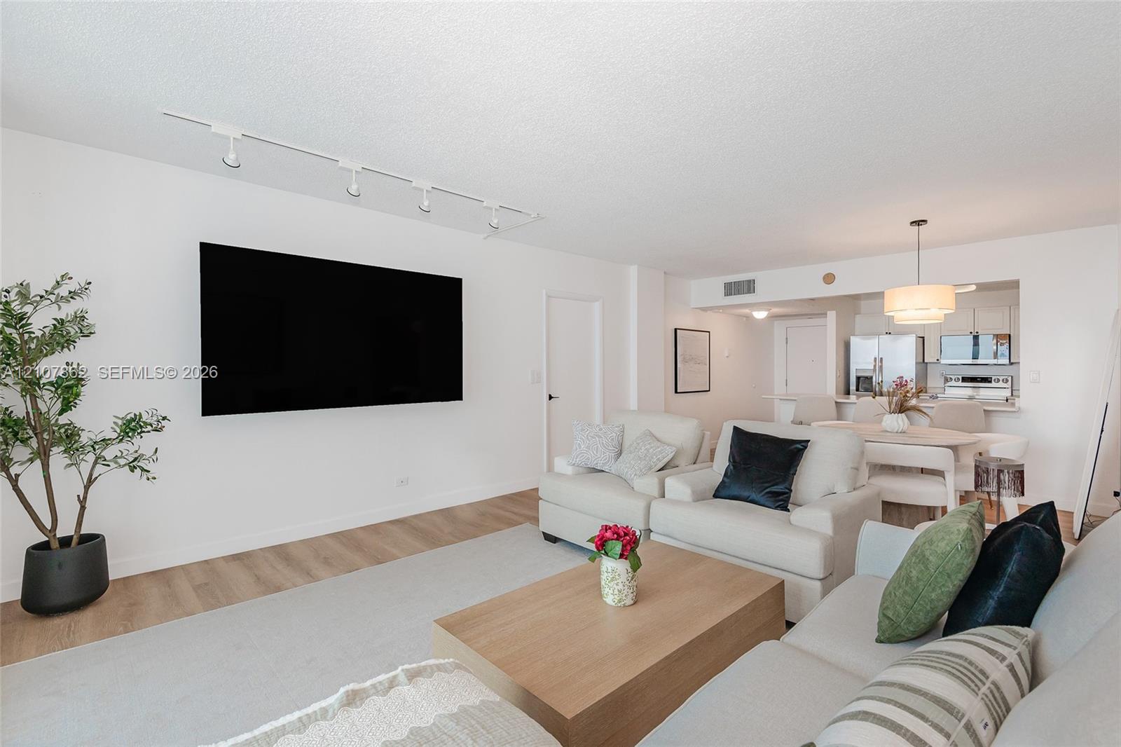 A12107862 Property Photo 17