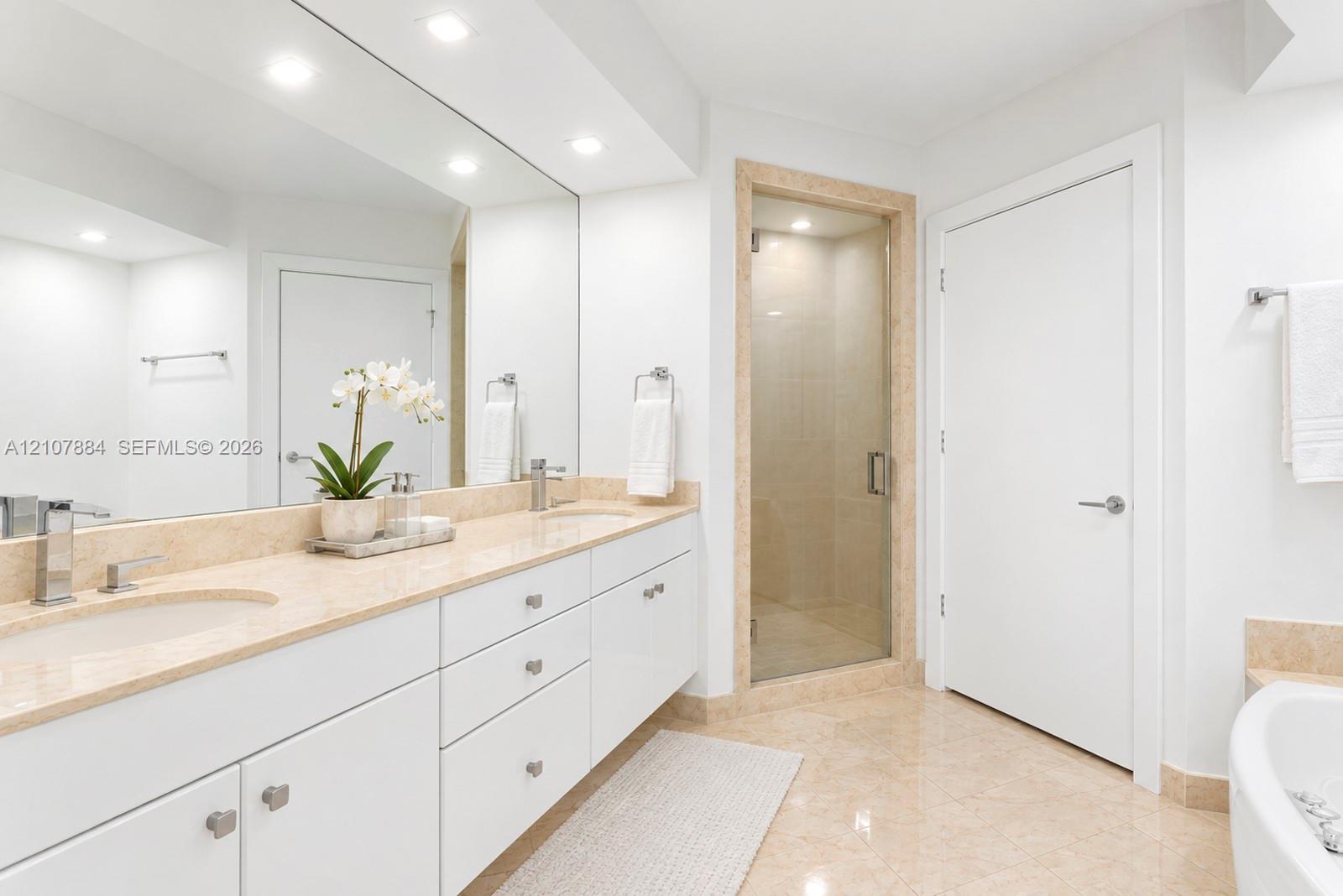 765 Crandon Boulevard 310 Property Photo 14