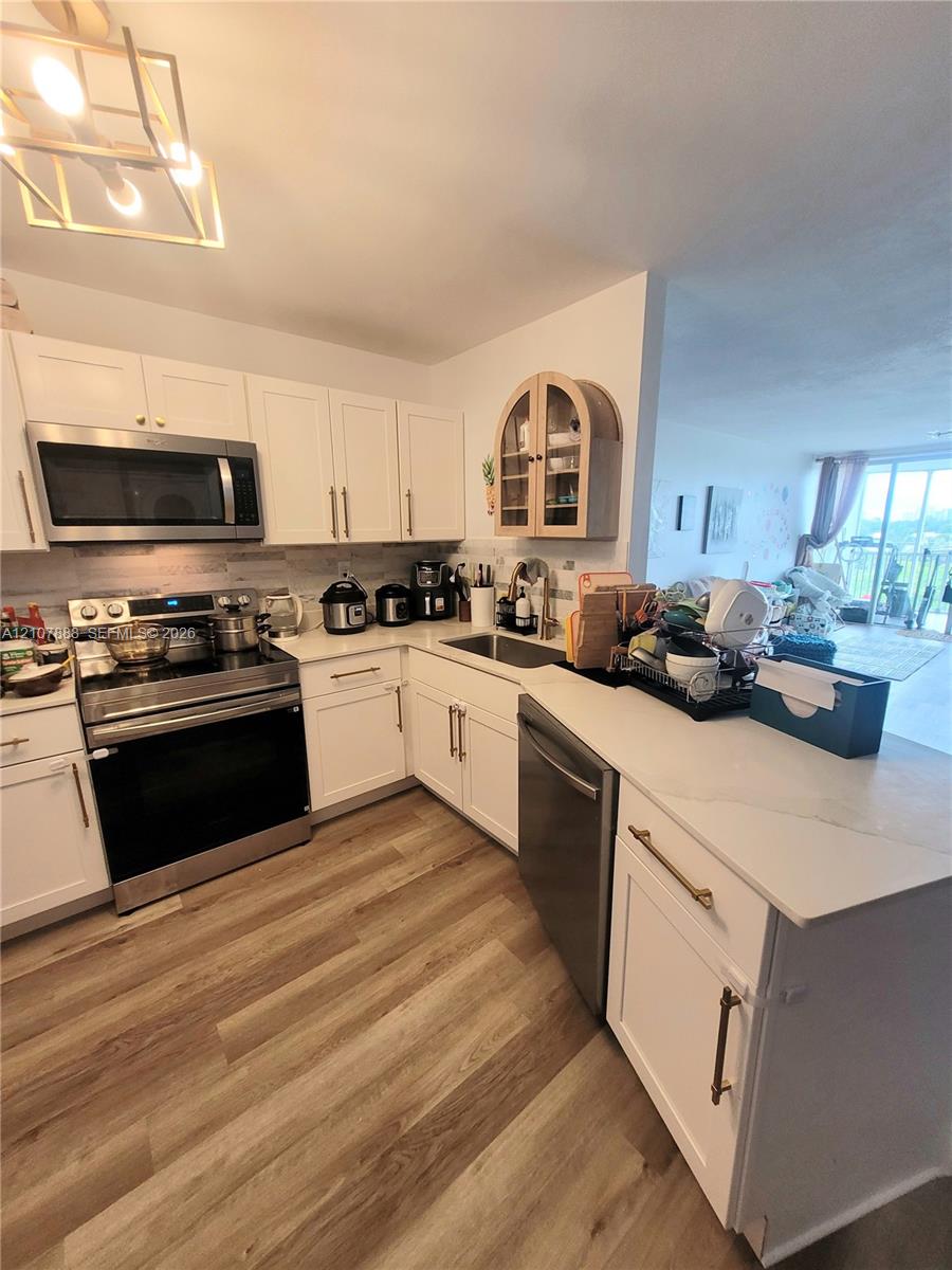 1780 Ne 191st Street 611-2 Property Photo 5