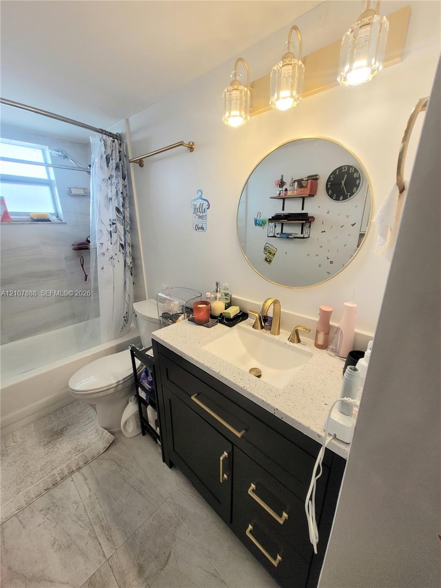 1780 Ne 191st Street 611-2 Property Photo 18