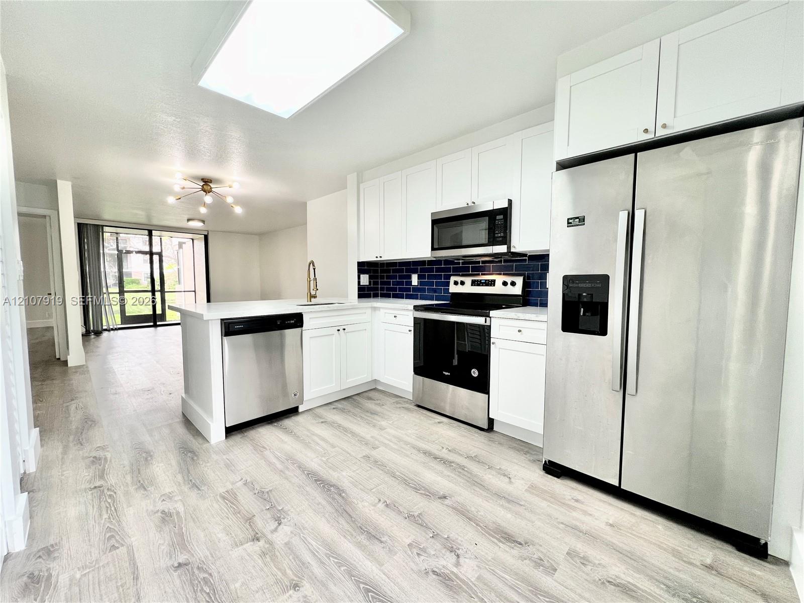 10105 W Sunrise Boulevard 101 Property Photo 1