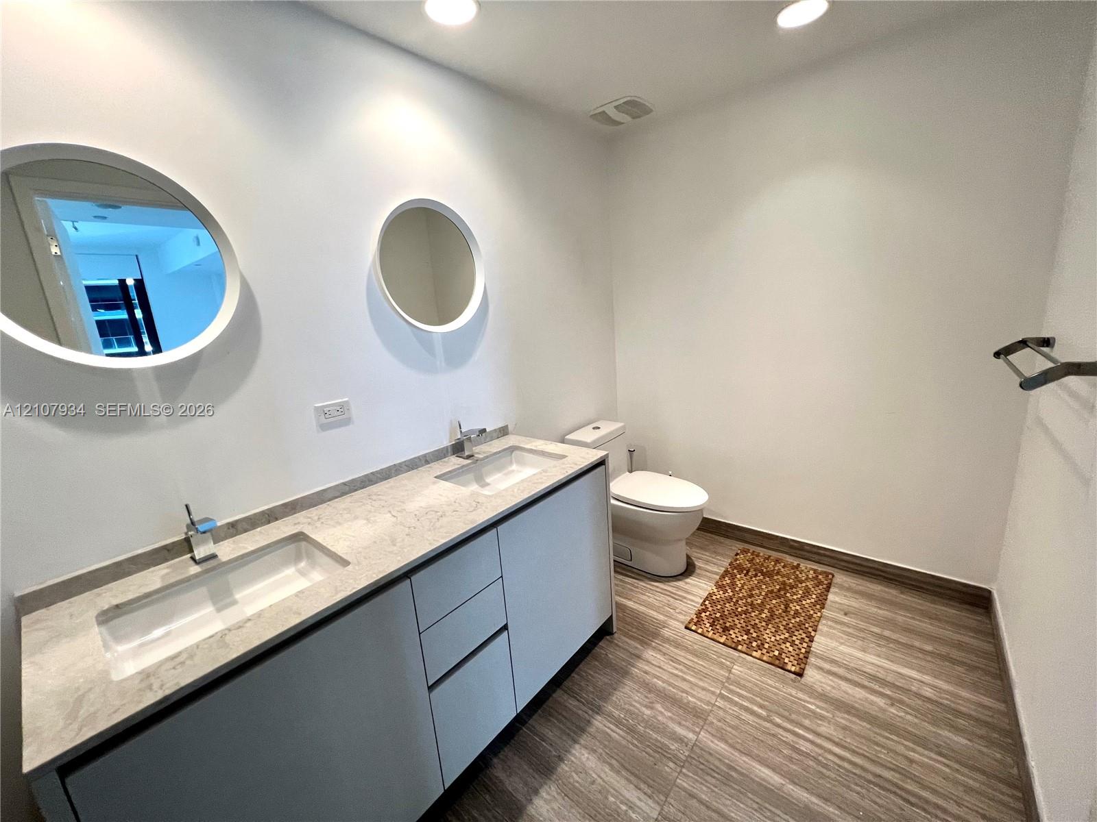 1010 Brickell Avenue 3508 Property Photo 10