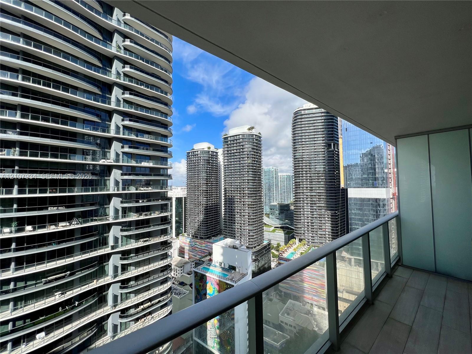 1010 Brickell Avenue 3508 Property Photo 12