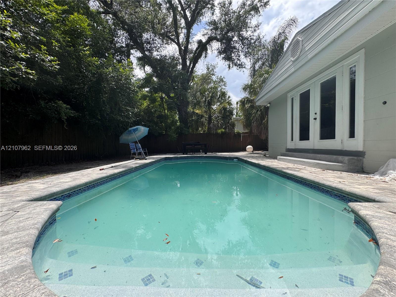 309 Deer Park Avenue Property Photo 1