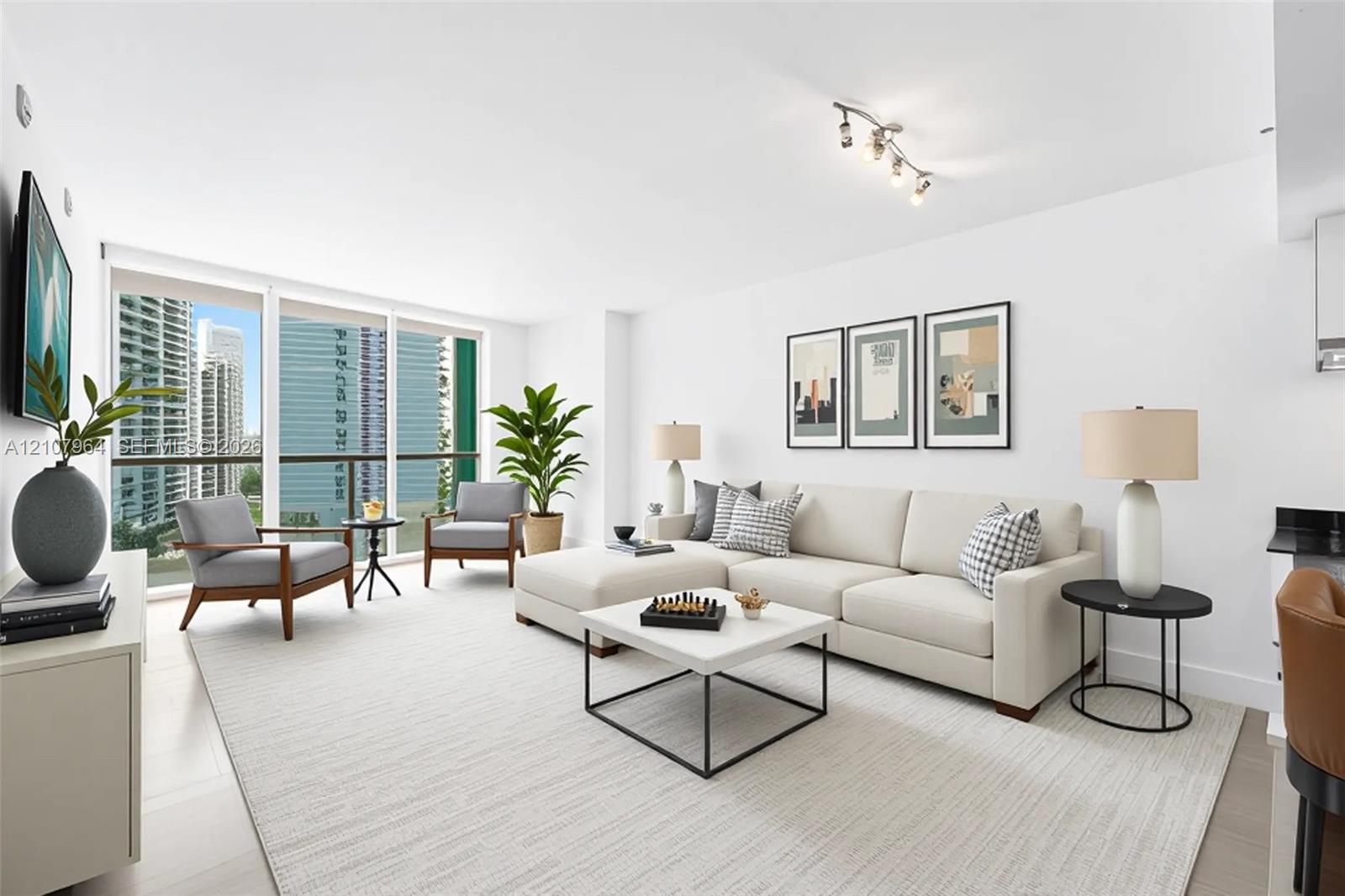 485 Brickell Avenue 1907 Property Photo 1