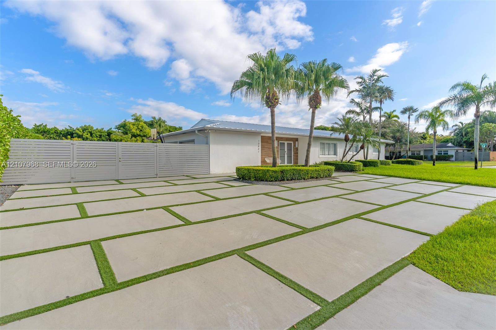 10841 Sw 126th Street Property Photo 2
