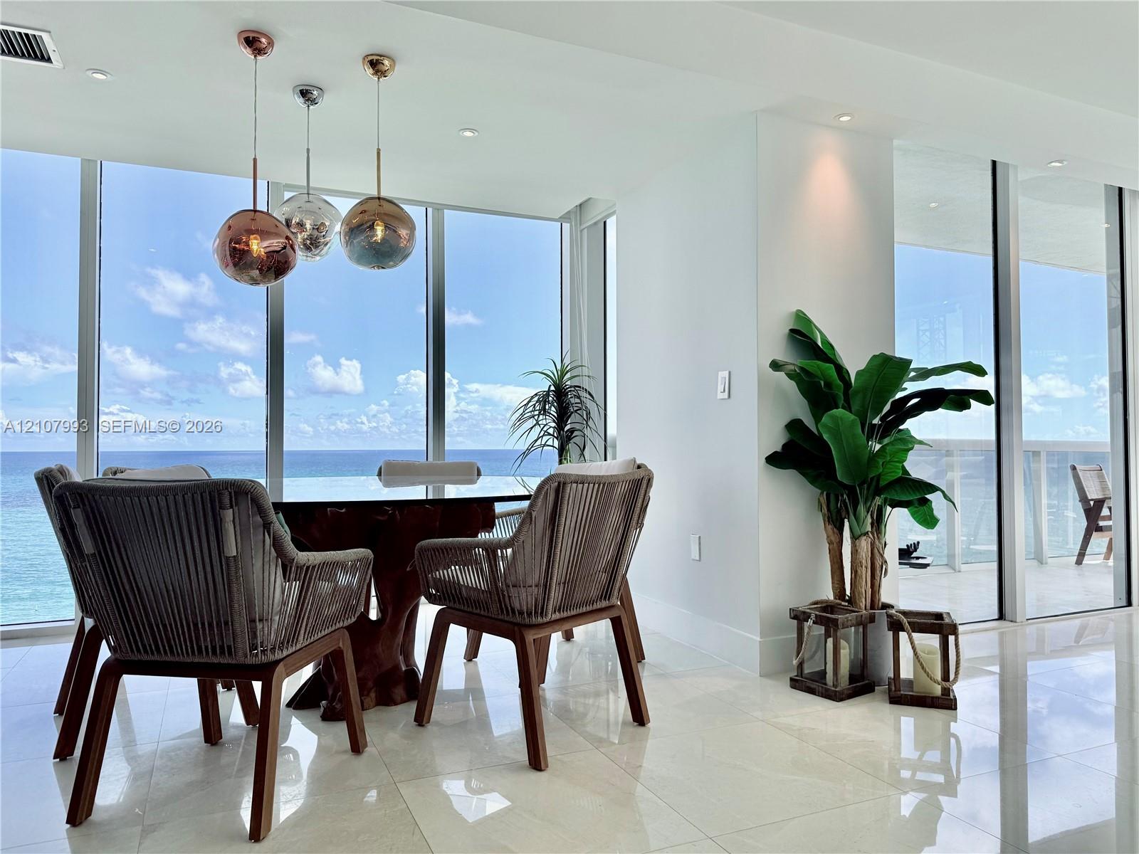 10275 Collins Avenue 1110 Property Photo 11