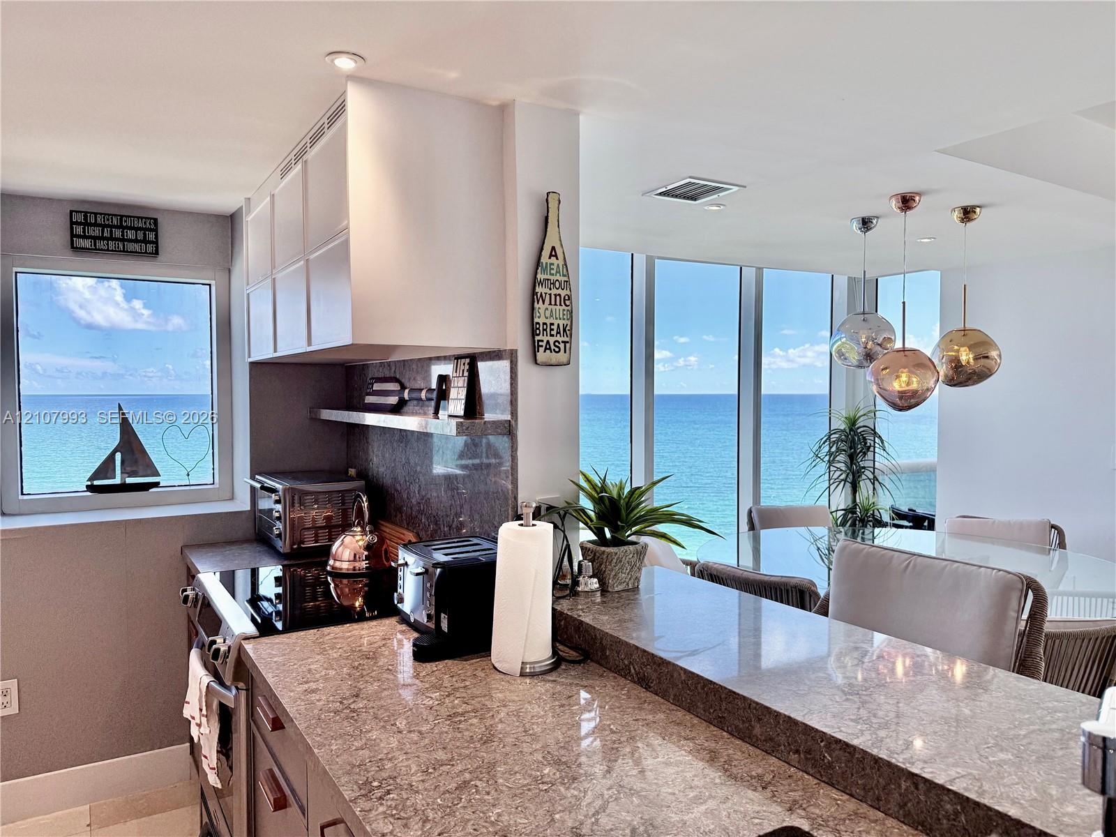10275 Collins Avenue 1110 Property Photo 16
