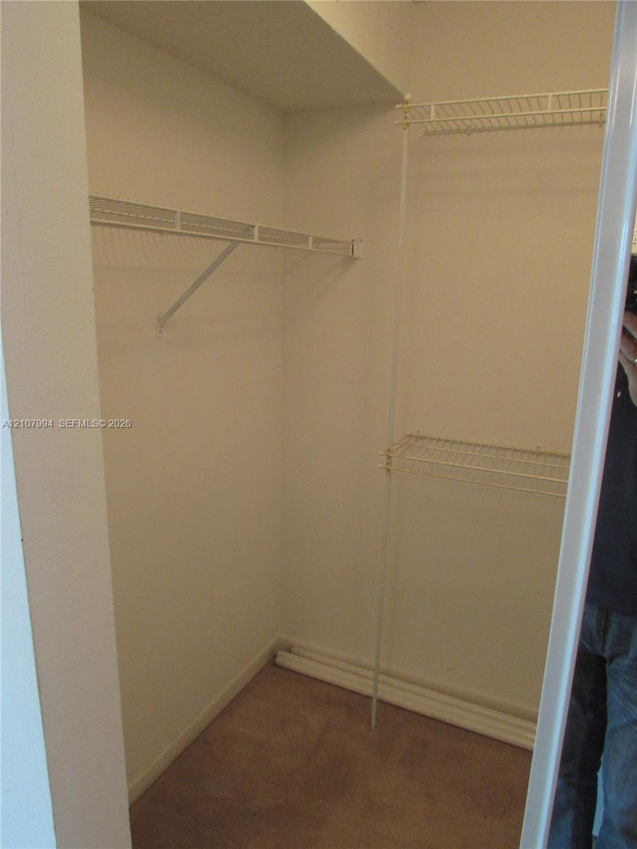 2654 Se 20th Court 206-d Property Photo 23