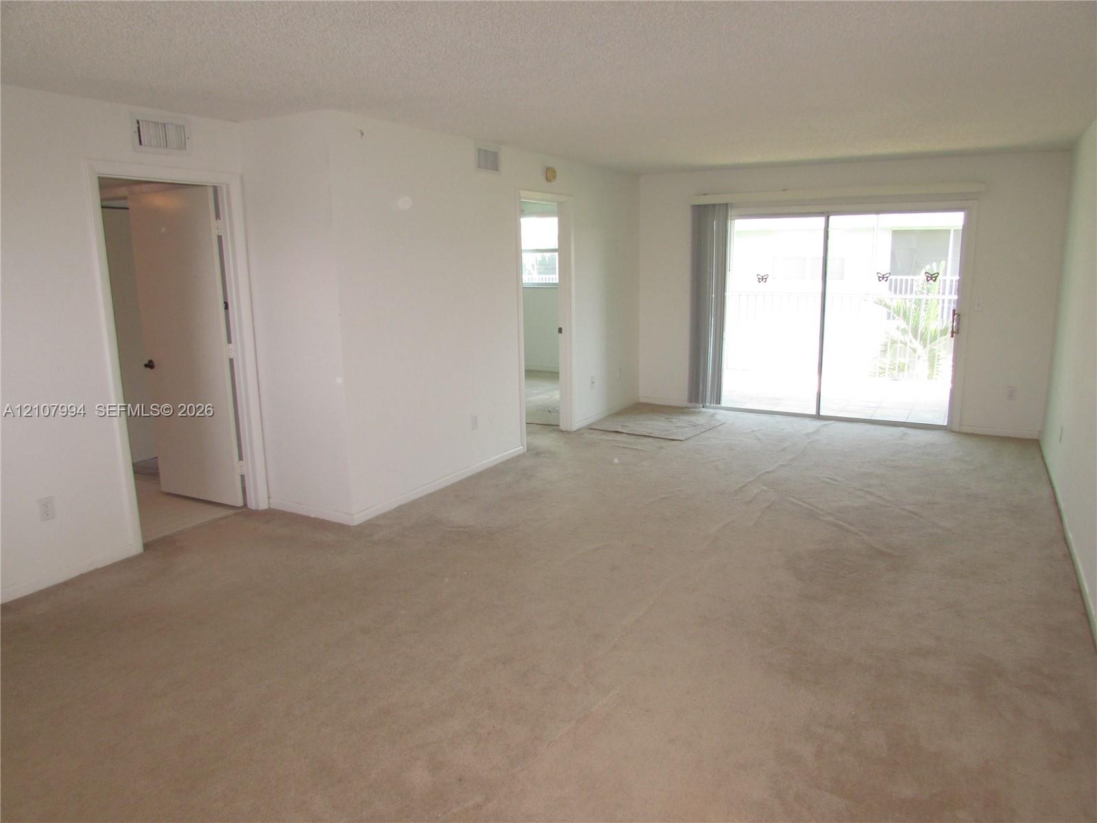 2654 Se 20th Court 206-d Property Photo 30