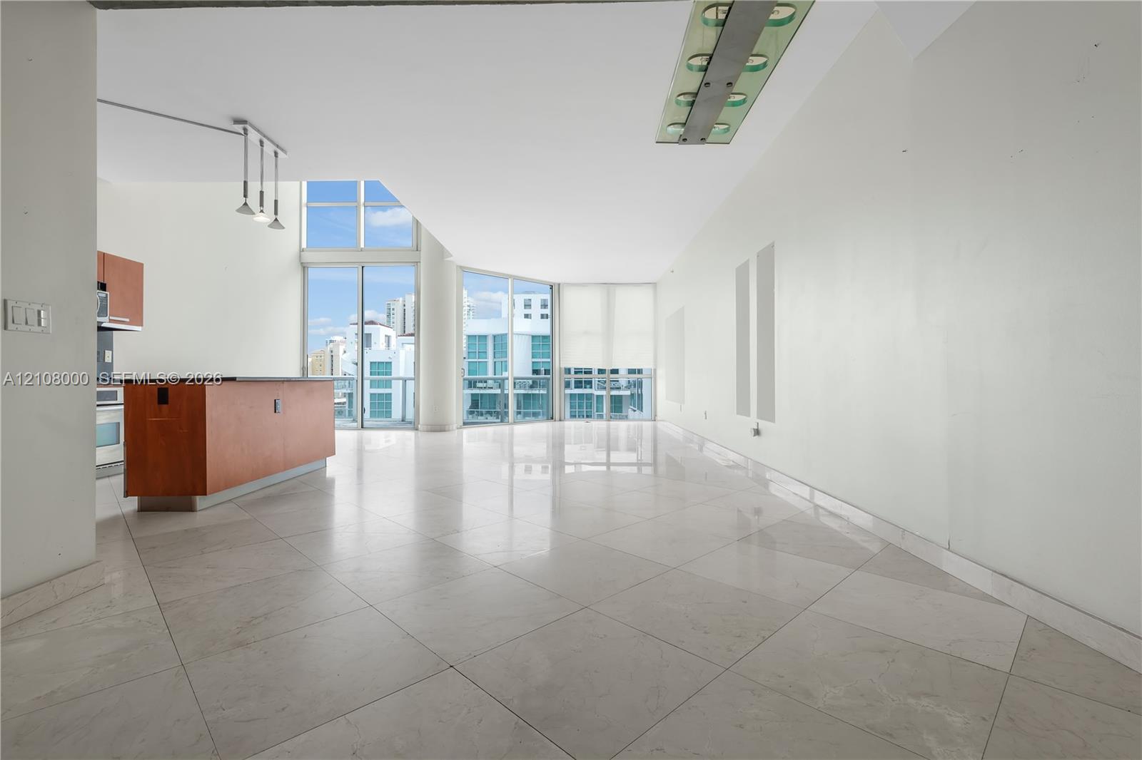 A12108000 Property Photo 2