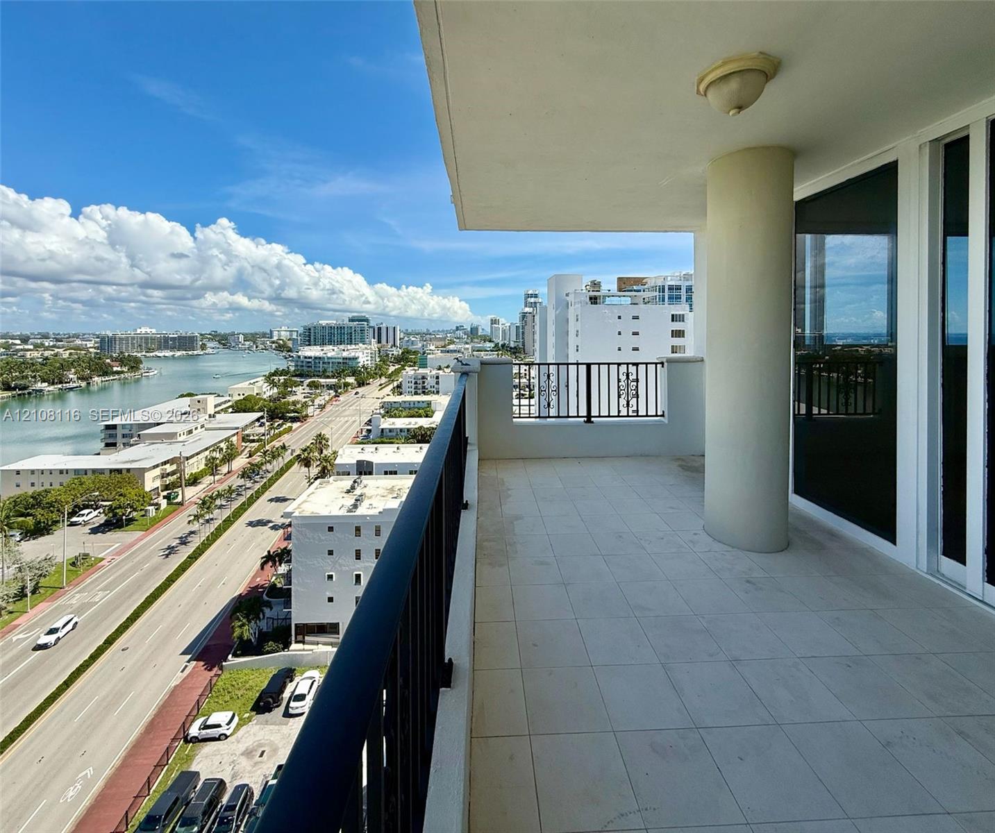 6422 Collins Avenue 1403 Property Photo 30