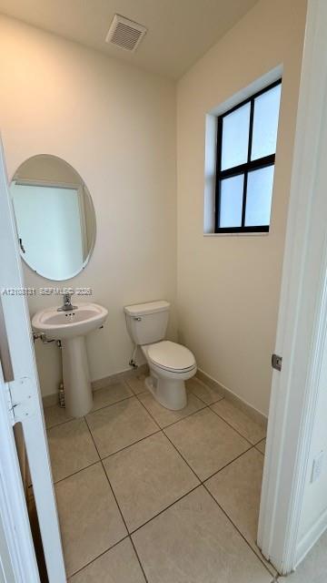 10962 W 33rd Court 10962 Property Photo 8
