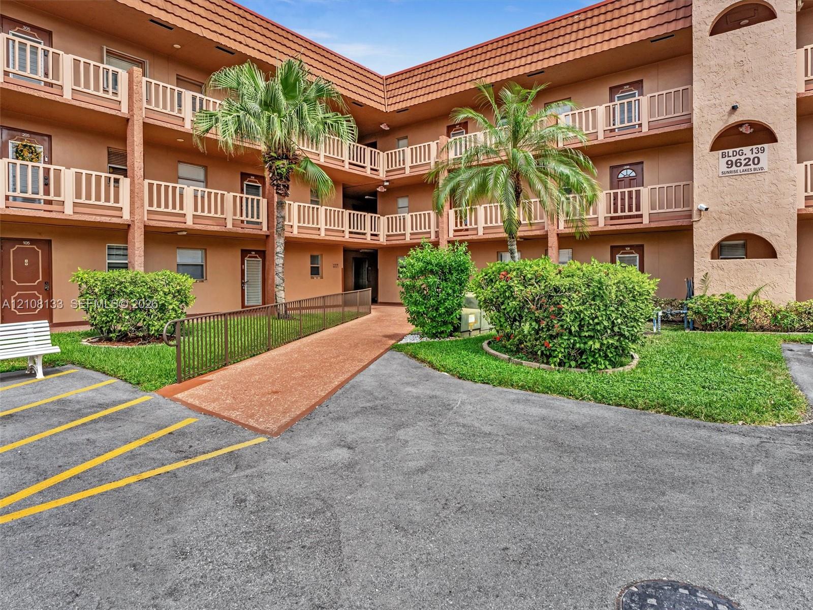 9620 Sunrise Lakes Boulevard 302 Property Photo 1