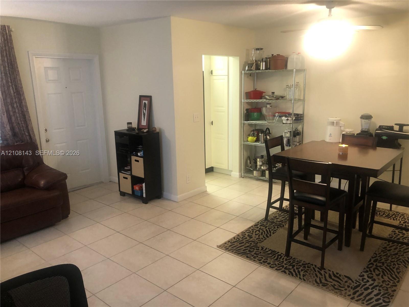 541 Blue Heron Drive 220 Property Photo 8