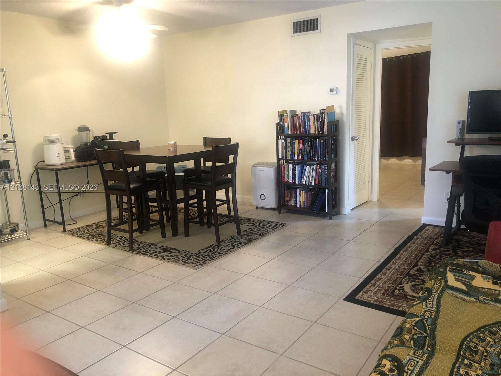 541 Blue Heron Drive 220 Property Photo 11
