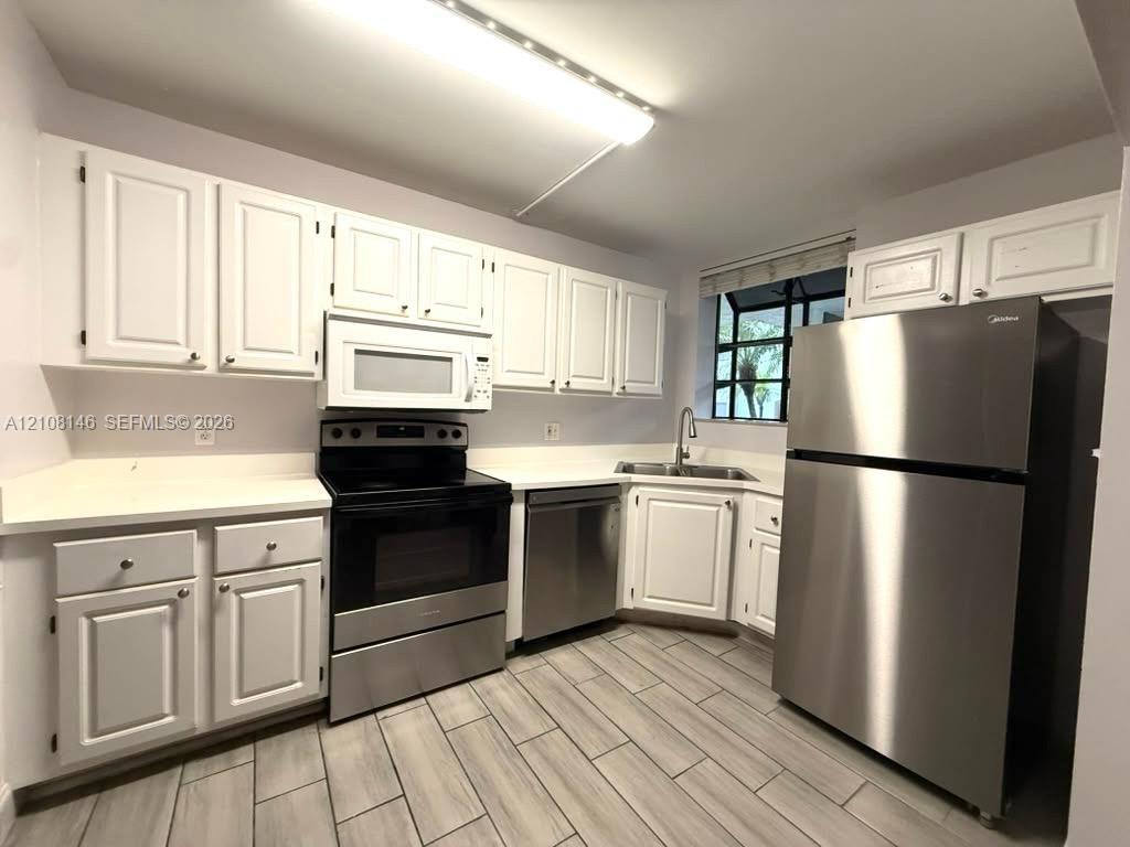 1258 S Military Trail 813 Property Photo 6