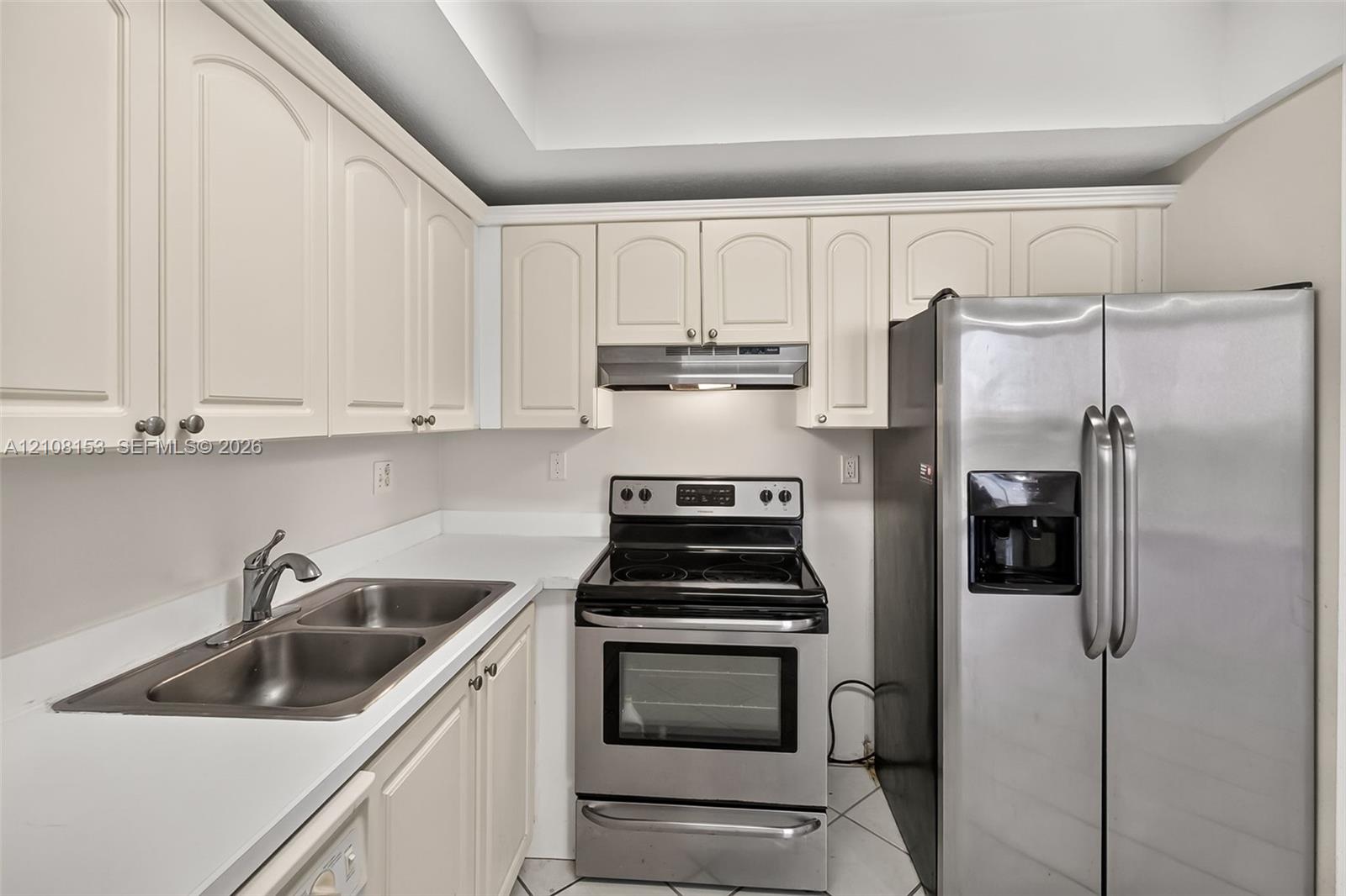 3500 Coral Way 1110 Property Photo 5