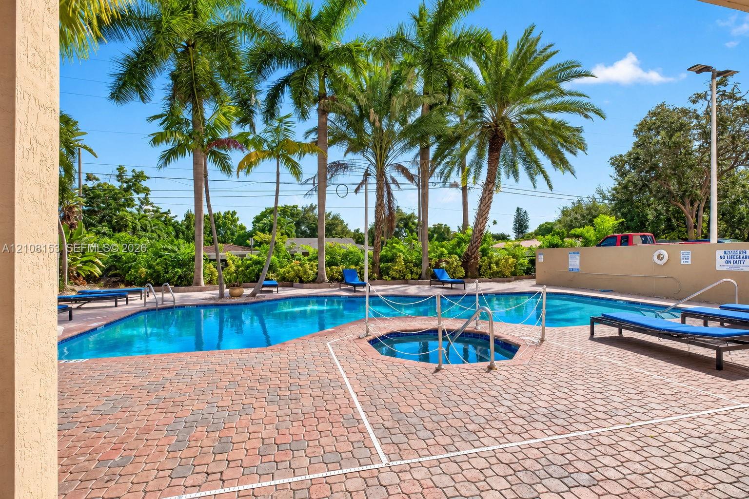 3500 Coral Way 1110 Property Photo 25