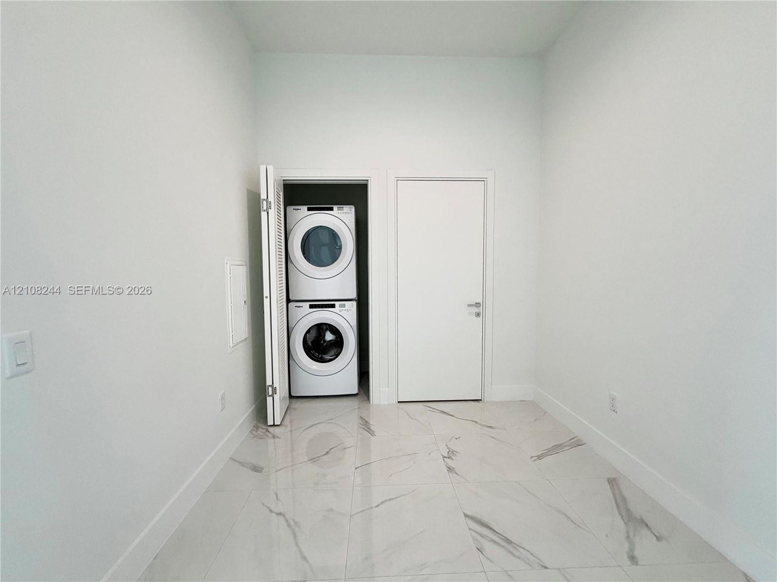 1170 E Hallandale Beach Boulevard 605 Property Photo 12