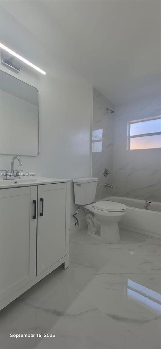 4490 Pine Garden Lane Property Photo 5