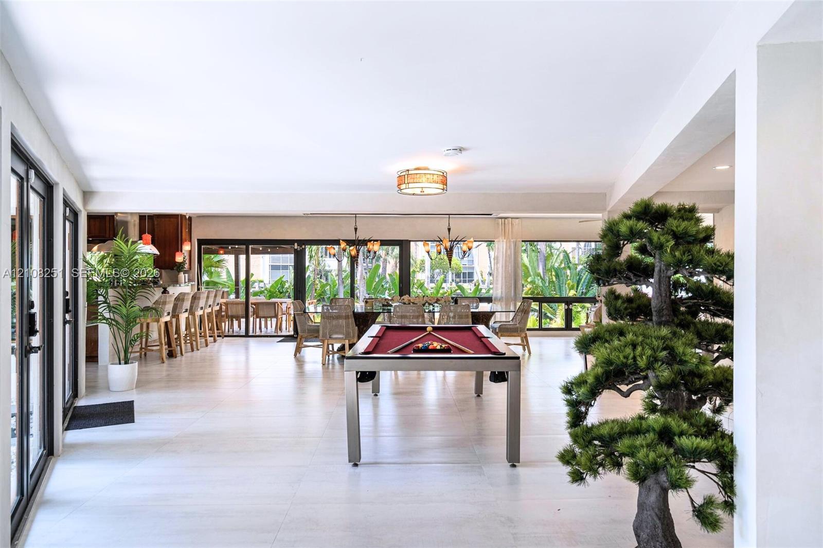 1675 Coral Gardens Drive Property Photo 10