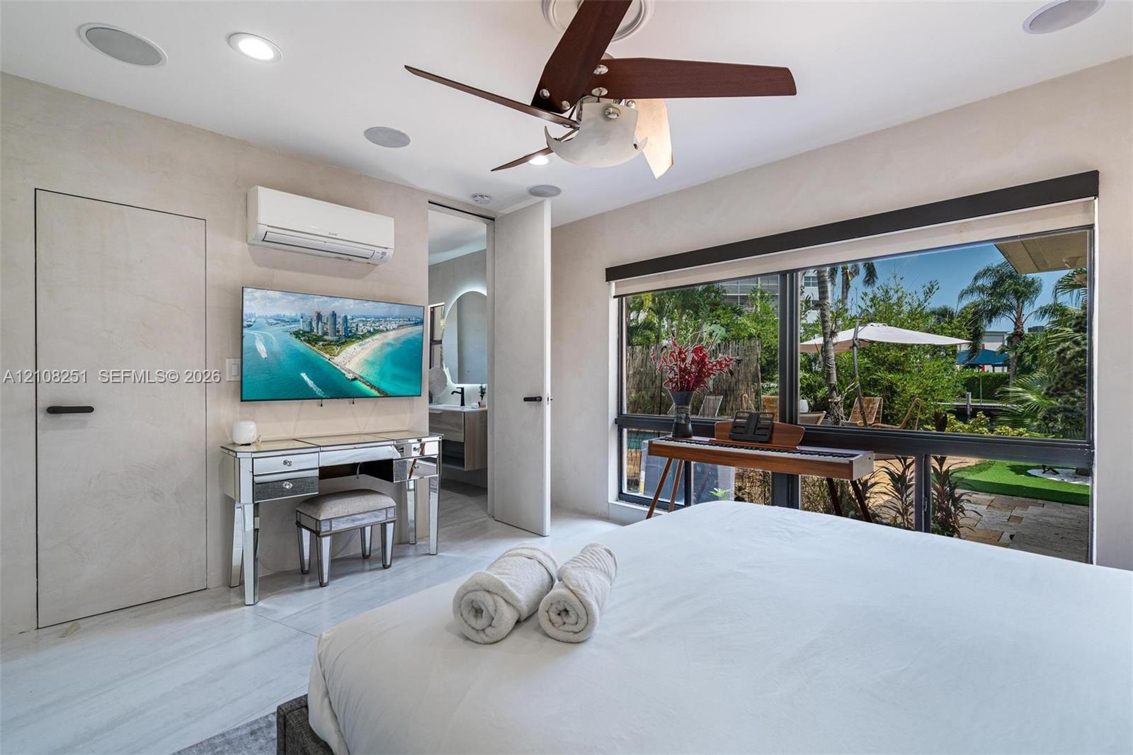 1675 Coral Gardens Drive Property Photo 18