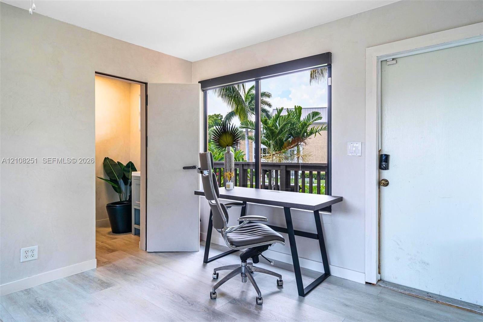 1675 Coral Gardens Drive Property Photo 30