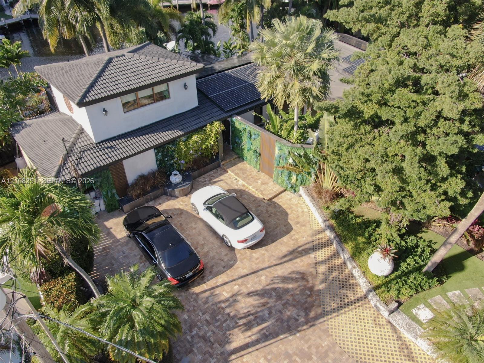 1675 Coral Gardens Drive Property Photo 44