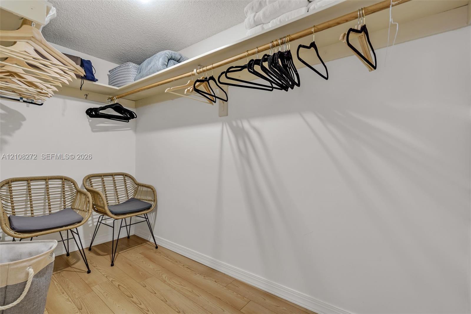 6039 Collins Avenue 519 Property Photo 24