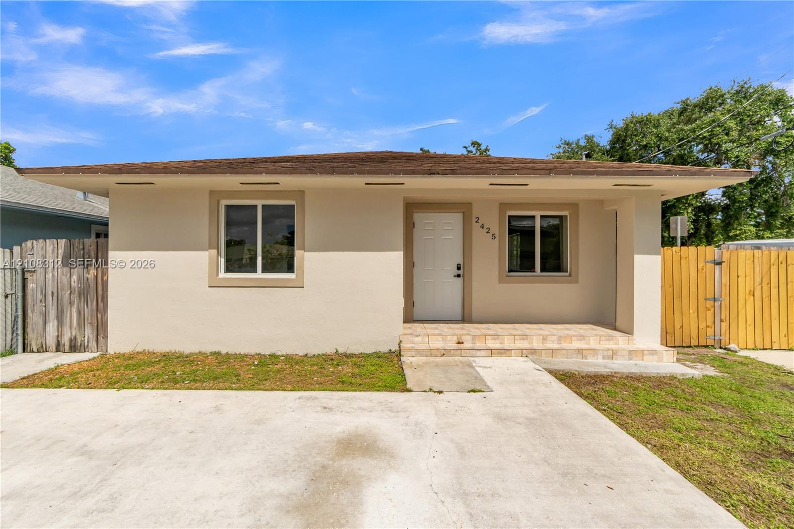 2425 Nw 52nd Street Property Photo 1