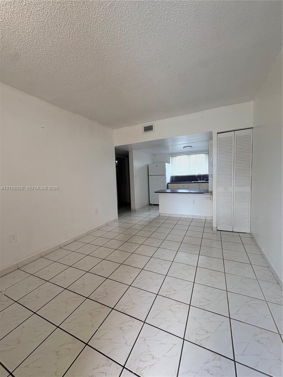 231 E 7th Street 103 Property Photo 1