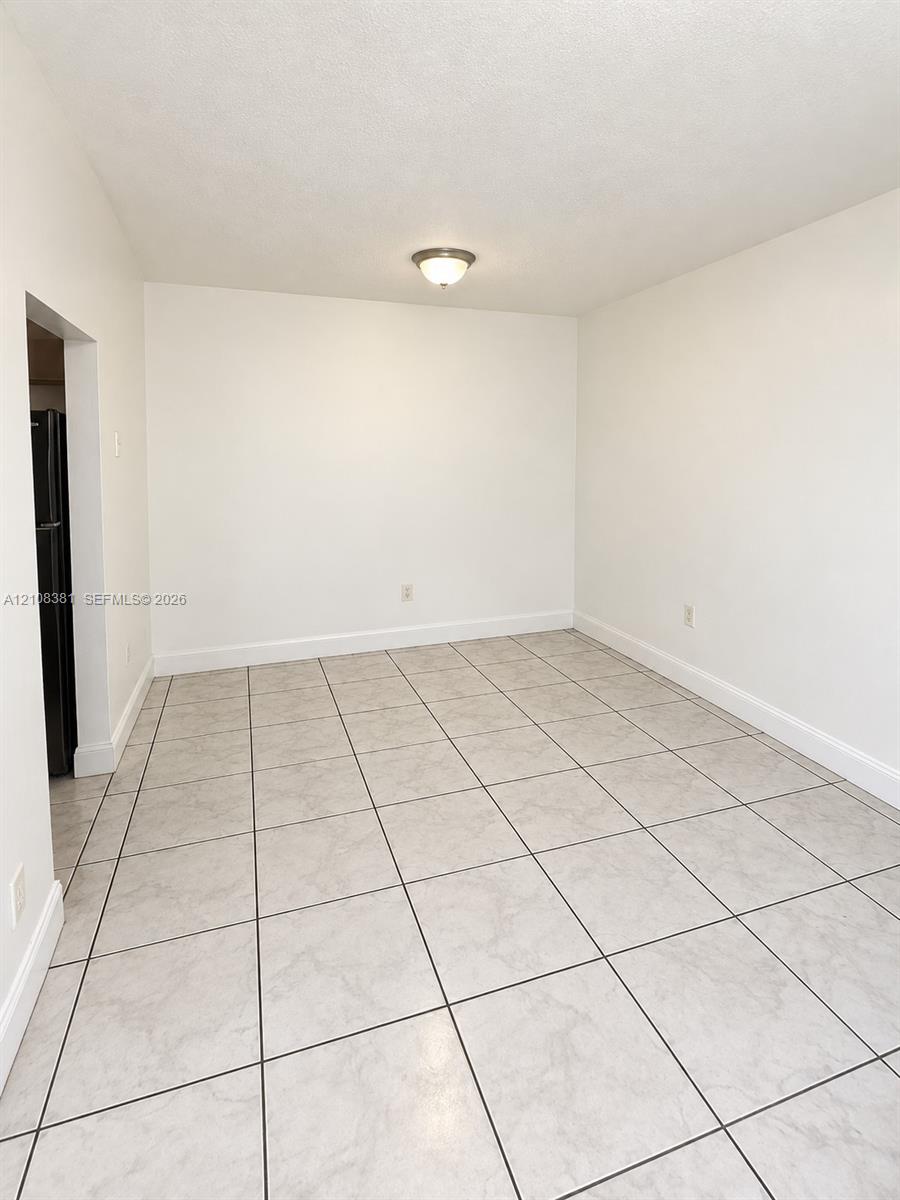 621 Nw 177th Street 101 Property Photo 4