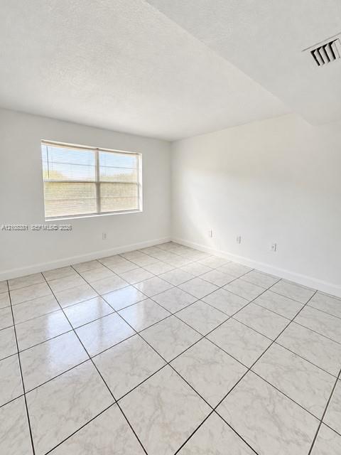 621 Nw 177th Street 101 Property Photo 6