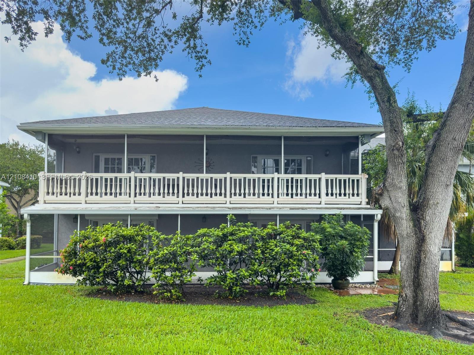 7556 Stirling Road 124 Property Photo 1
