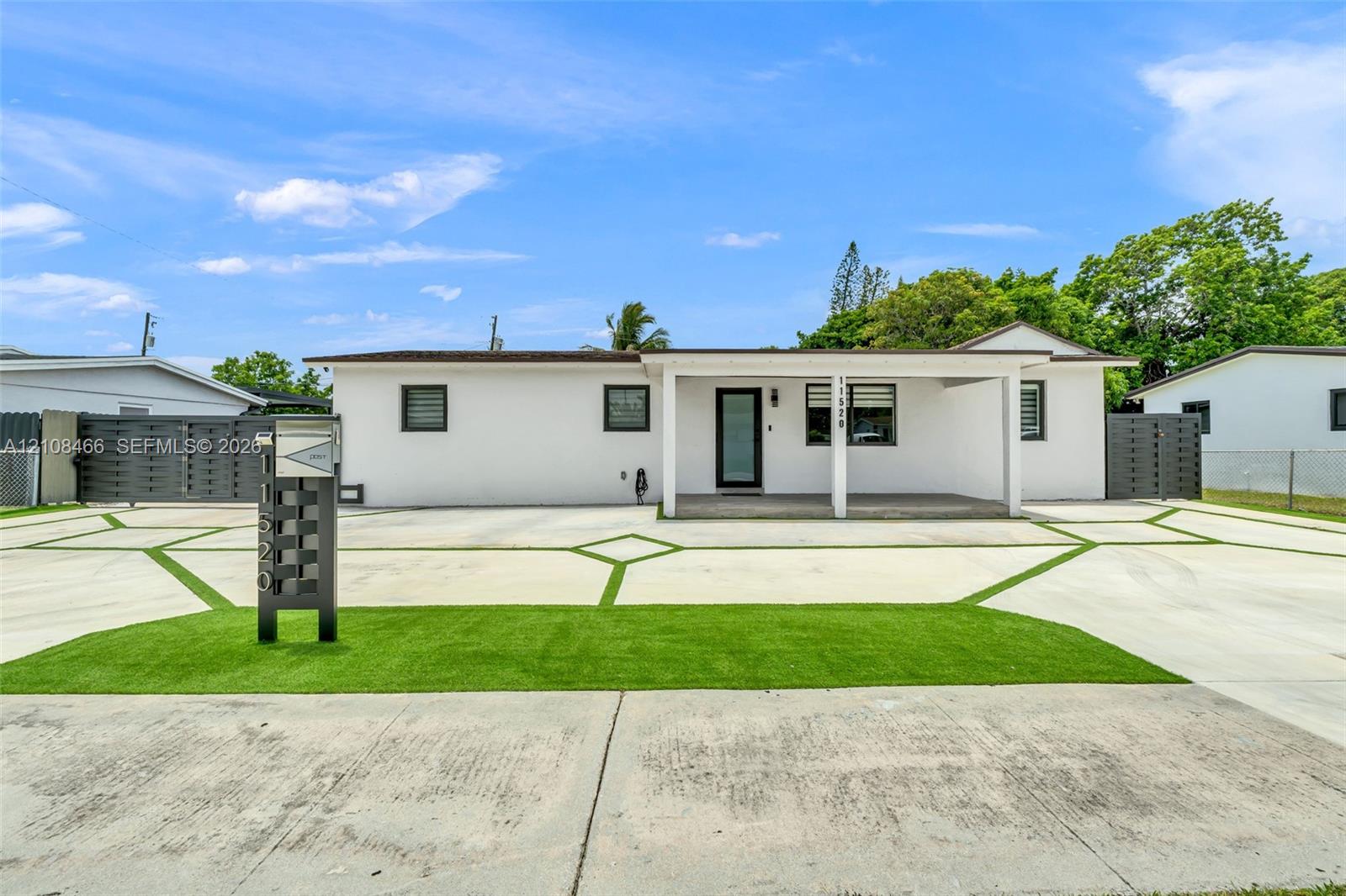 11520 SW 138th Street Property Photo 1