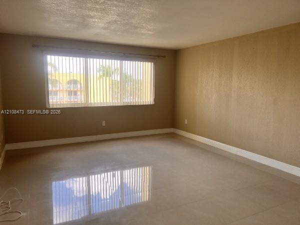 6970 Nw 186th Street 3-510 Property Photo 5