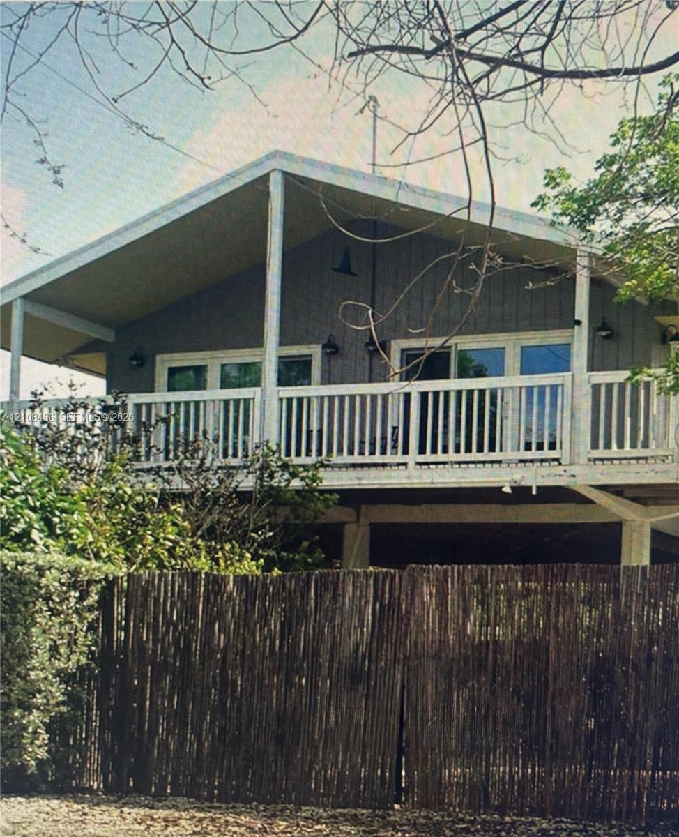 385 Orange Avenue Property Photo 1
