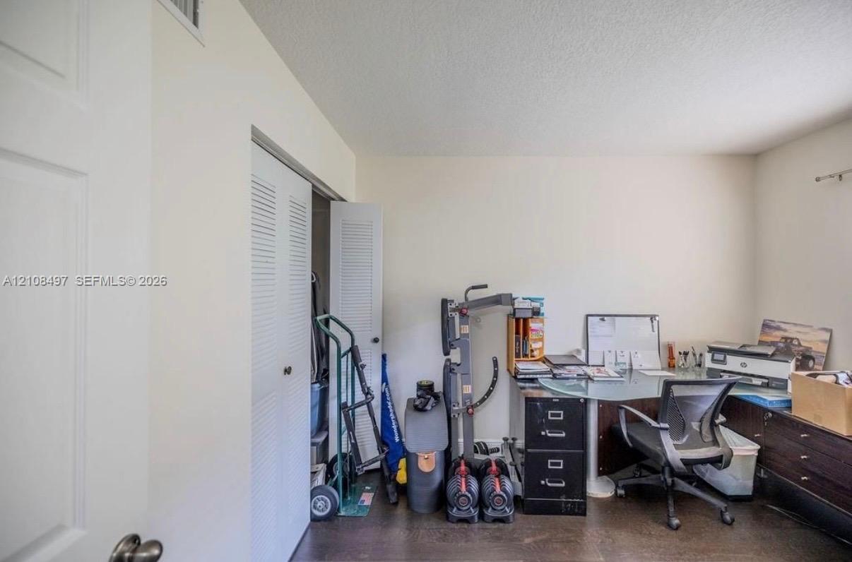 6245 Sw 47th Manor 101 Property Photo 19
