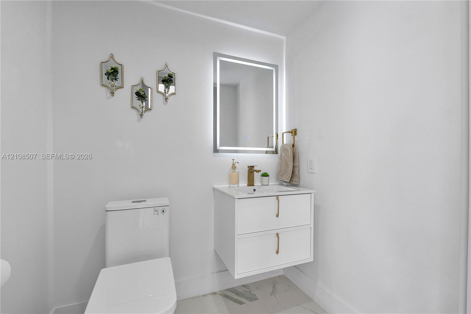 451 Sw 38th Terrace Property Photo 18